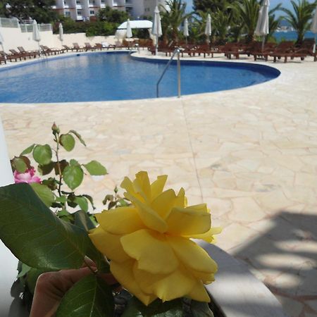 Grand Hotel Palladium Santa Eulalia Del Rio Exterior photo